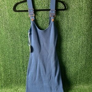 Wrangler Blue Knit Top with Gold Buckles